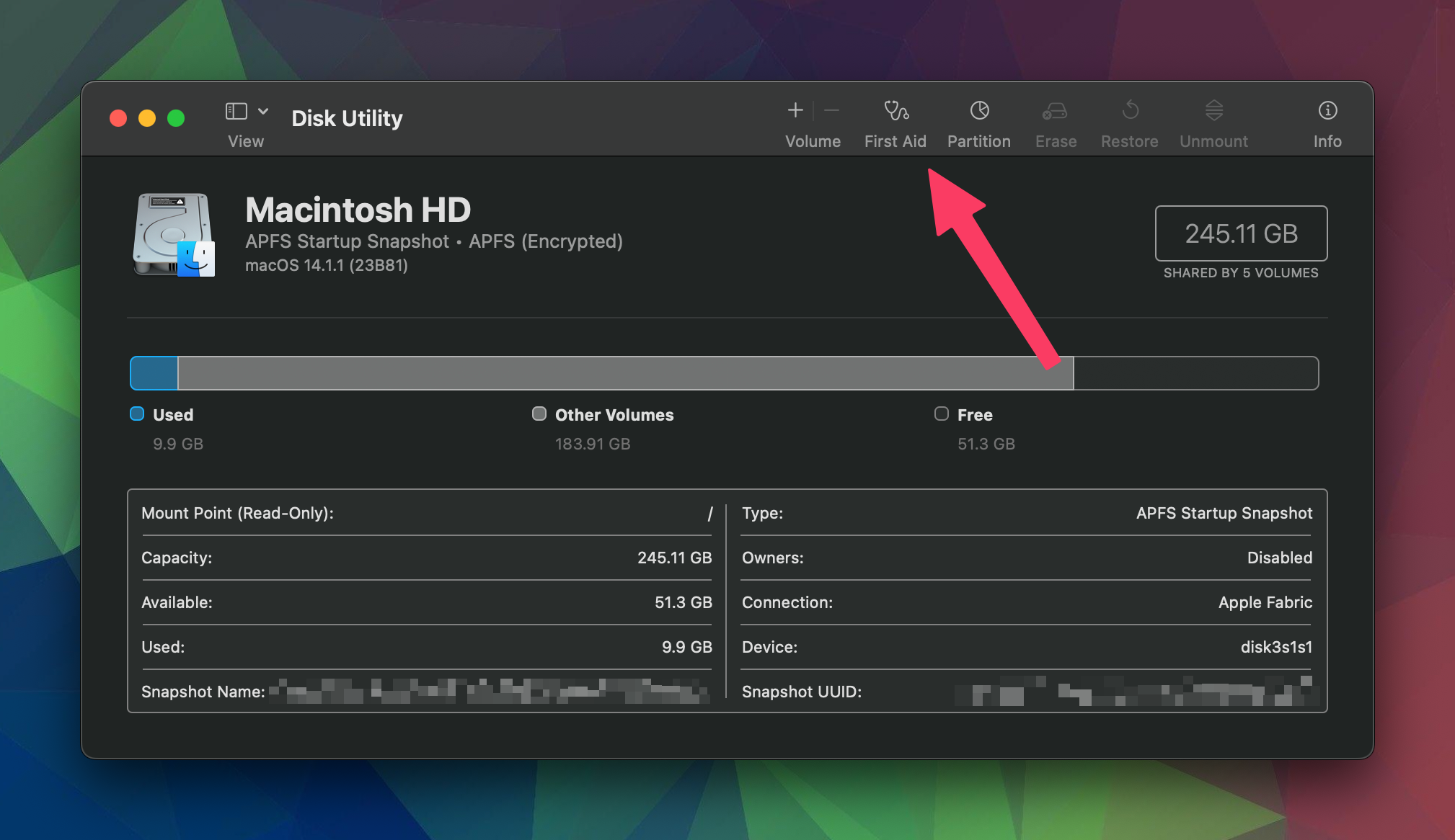 a screenshot of the disk utility tool, highlighting the first aid option in the top panel